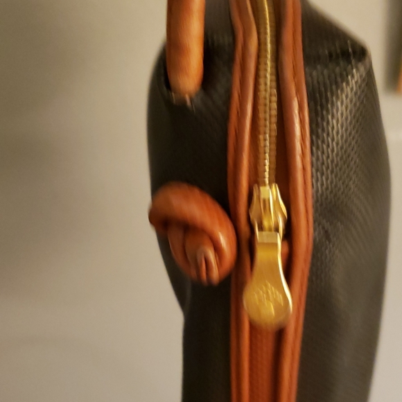 Auth. Bottega crossbody - Picture 3 of 6